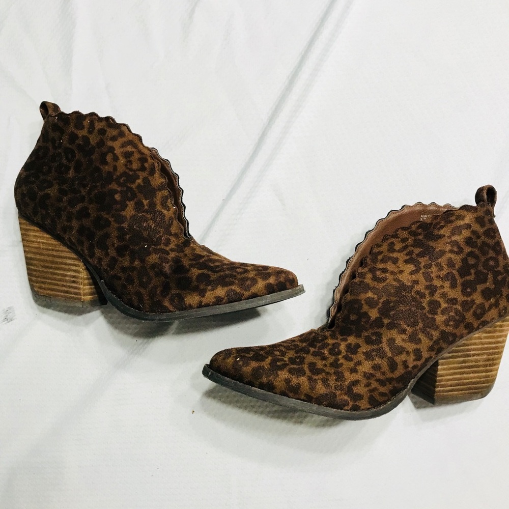 Coconuts Leopard Print Booties - image 3
